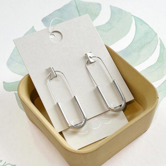 COS Paperclip Hoop Earrings - Picture 3 of 3
